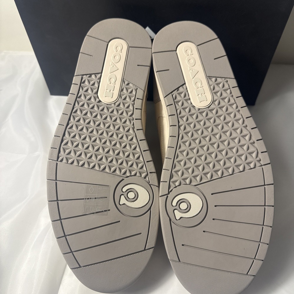 Coach C201 Leather Sneakers Chalk Dove Gray Sizes Mens 7D Womans 8D New $150 - Picture 6 of 9